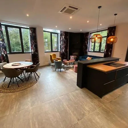 Les Quais De La Vesdre アパート ヴェルヴィエ